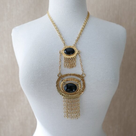 1970s Hammered Gold Statement Necklace - Picture 6 of 8